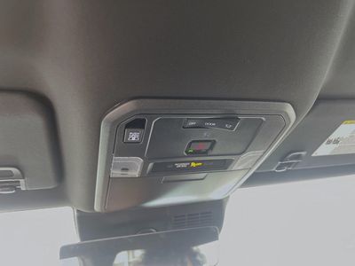 2025 Toyota Tacoma Hybrid - Photo 18