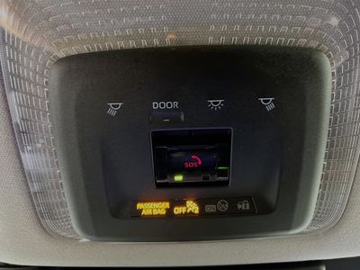 2026 Toyota Prius Plug-In Hybrid - Photo 18