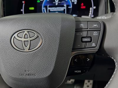 2026 Toyota Camry - Photo 17