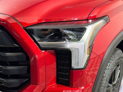 2026 Toyota Tundra — photo 8 view