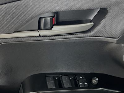 2026 Toyota Camry - Photo 14