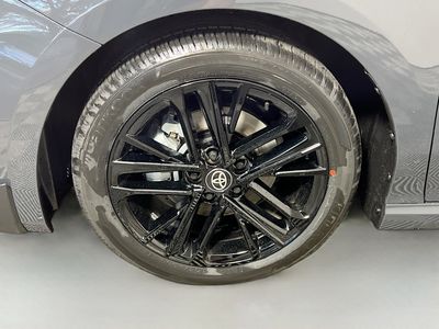 2026 Toyota Camry - Photo 11