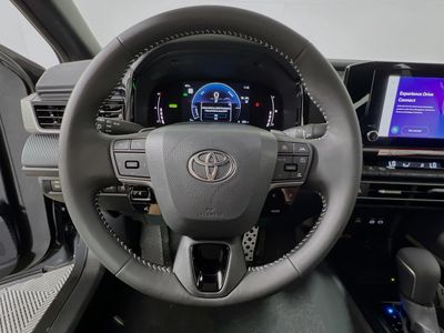 2026 Toyota Camry - Photo 15