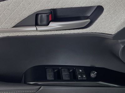 2026 Toyota Camry - Photo 14