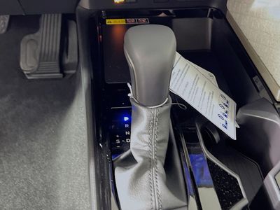 2026 Toyota Camry - Photo 21