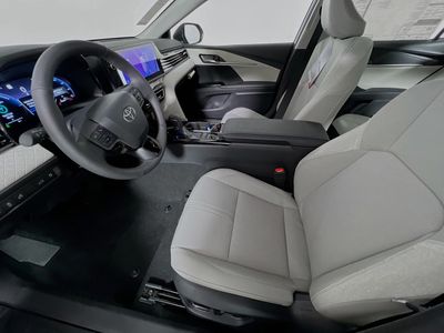 2026 Toyota Camry - Photo 12