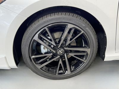 2026 Toyota Camry - Photo 11