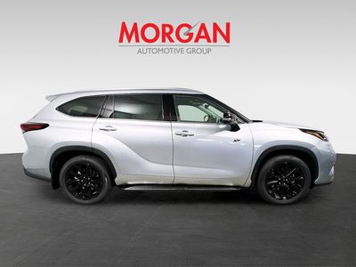 2025 Toyota Highlander - Photo 2