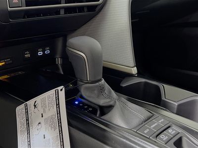 2025 Toyota Camry - Photo 21