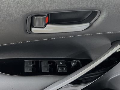 2026 Toyota Corolla Hatchback - Photo 14