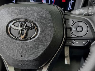 2026 Toyota Corolla Hatchback - Photo 17