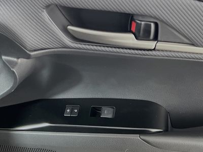 2026 Toyota Camry - Photo 29