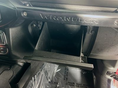 2021 Jeep Wrangler - Photo 30
