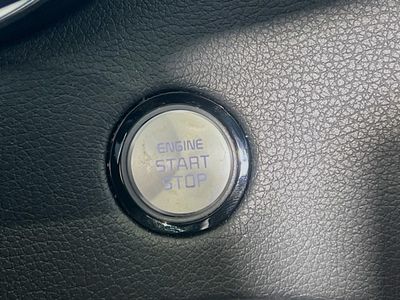2022 Kia Stinger - Photo 19
