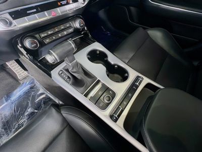 2022 Kia Stinger - Photo 25