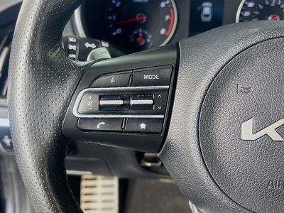2022 Kia Stinger - Photo 17