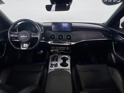 2022 Kia Stinger - Photo 28