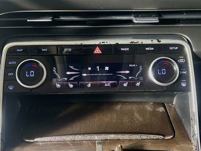 2021 Genesis GV80 - Photo 23