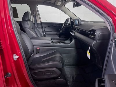 2025 Honda Pilot - Photo 9