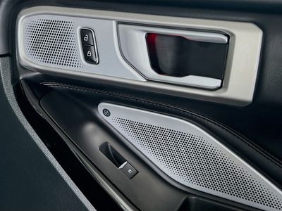 2023 Ford Explorer - Photo 32