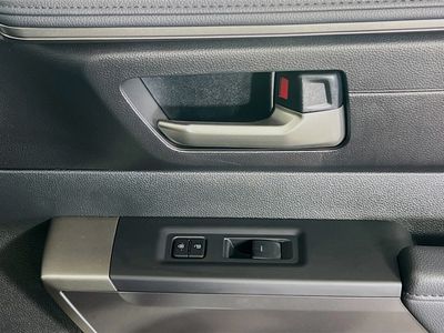 2025 Toyota Tundra - Photo 32