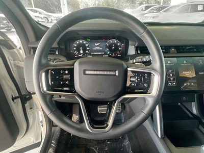 2025 Land Rover Discovery Sport - Photo 16