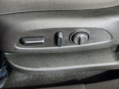 2020 Chevrolet Blazer - Photo 13