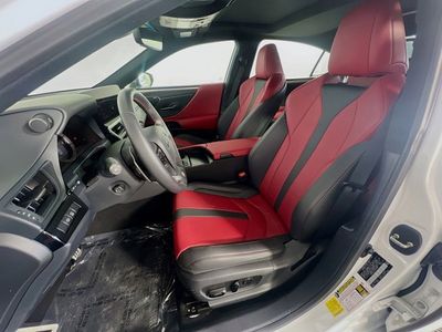 2025 Lexus ES - Photo 10