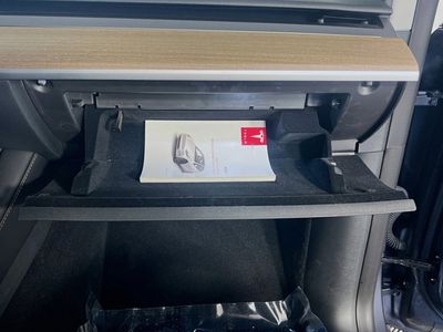2023 Tesla Model Y - Photo 29