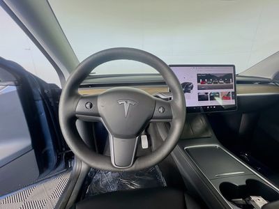 2023 Tesla Model Y - Photo 14