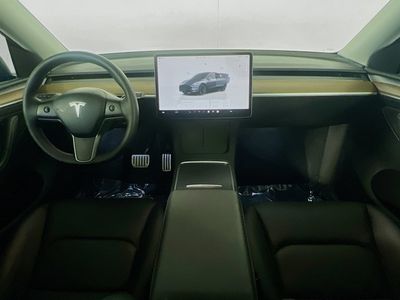 2023 Tesla Model Y - Photo 26
