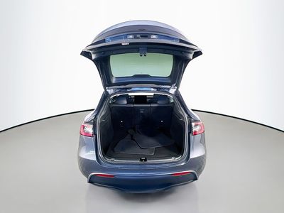 2023 Tesla Model Y - Photo 27