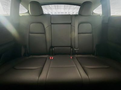 2023 Tesla Model Y - Photo 24