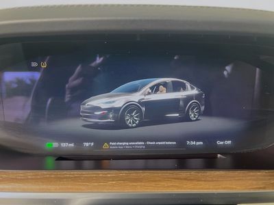 2022 Tesla Model X - Photo 15