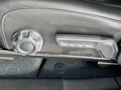 2022 Jeep Wrangler - Photo 13