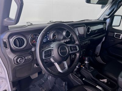 2022 Jeep Wrangler - Photo 11