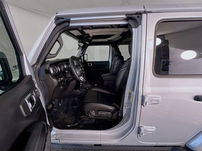 2022 Jeep Wrangler - Photo 10