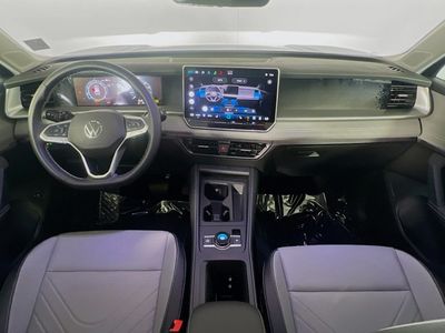 2025 Volkswagen Tiguan - Photo 28