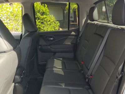 2025 Honda Ridgeline - Photo 18
