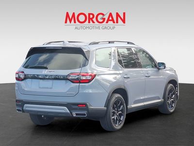 2025 Honda Pilot - Photo 3