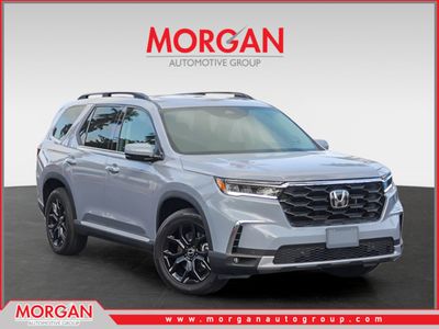 2025 Honda Pilot - Photo 1