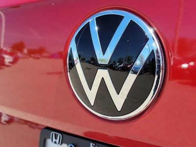 2024 Volkswagen Taos - Photo 12