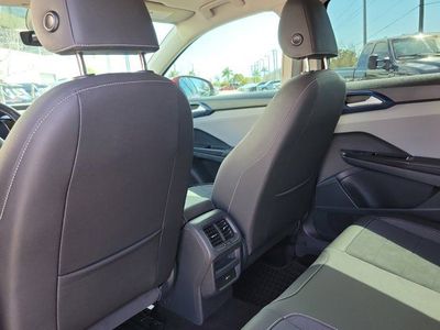 2024 Volkswagen Taos - Photo 15