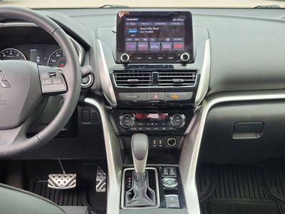 2023 Mitsubishi Eclipse Cross - Photo 19