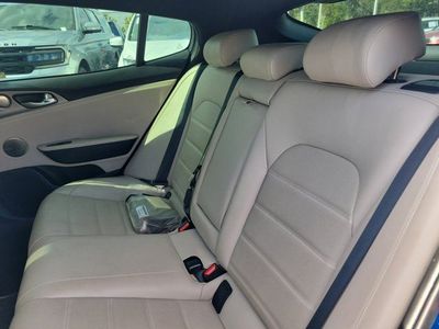 2018 Kia Stinger - Photo 16