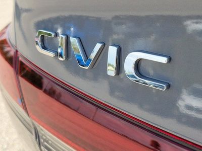 2025 Honda Civic Sedan Hybrid - Photo 10
