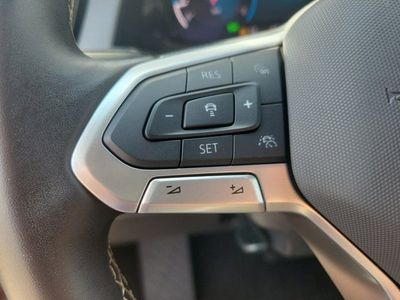 2025 Volkswagen Atlas Cross Sport - Photo 24