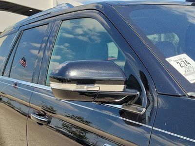 2020 Lincoln Navigator - Photo 8