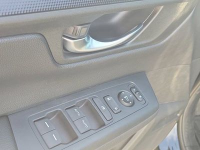 2026 Honda CR-V Hybrid — photo 23 view