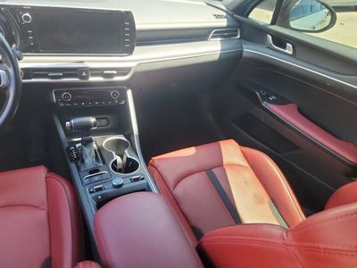 2024 Kia K5 - Photo 16